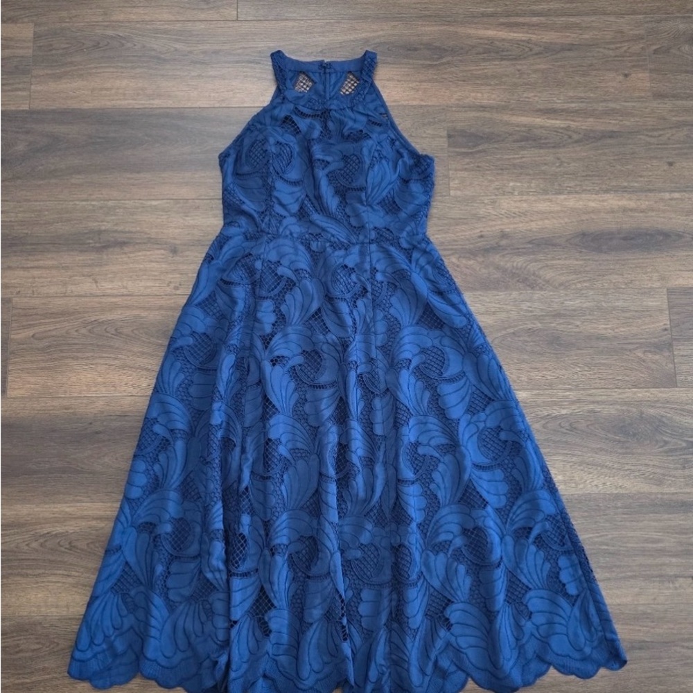 Lilly Pulitzer “Denise” Navy Blue Floral Eyelet Lace Midi Dress - Picture 6 of 11